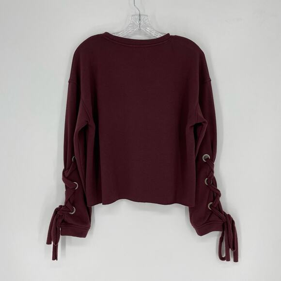 Sky and Sparrow Grommet Lace-Up Sweater Size Large - Picture 4 of 6